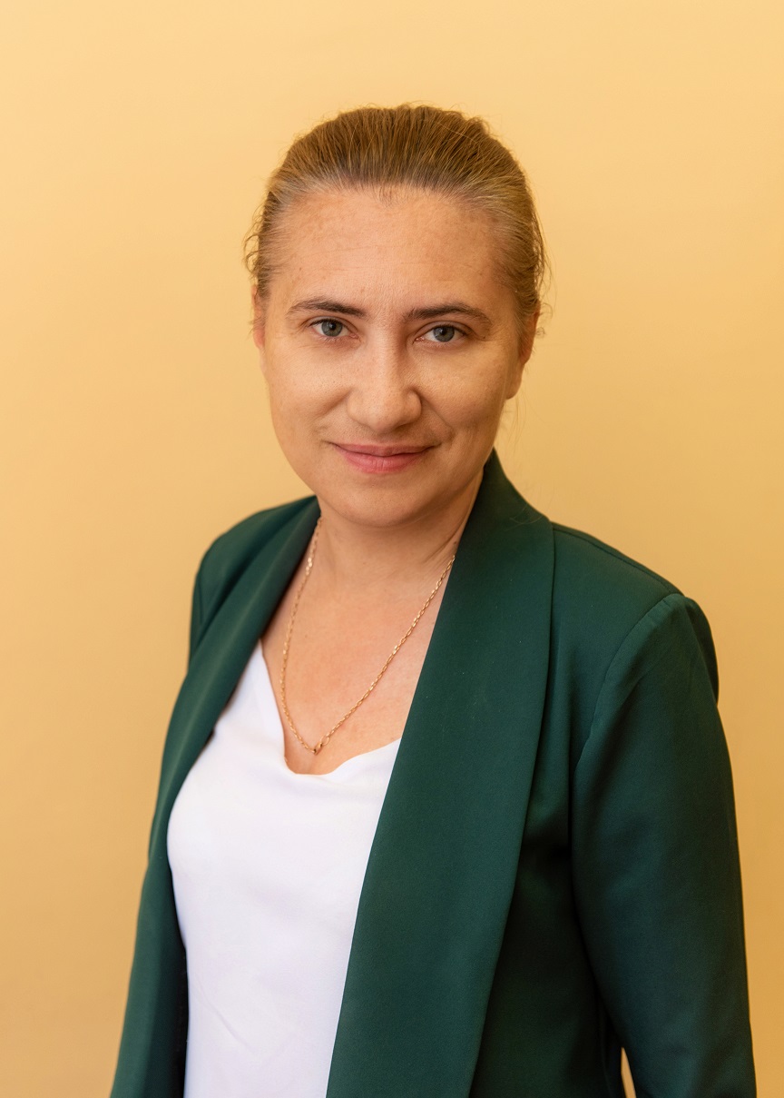Чернецова Елена Робертовна.